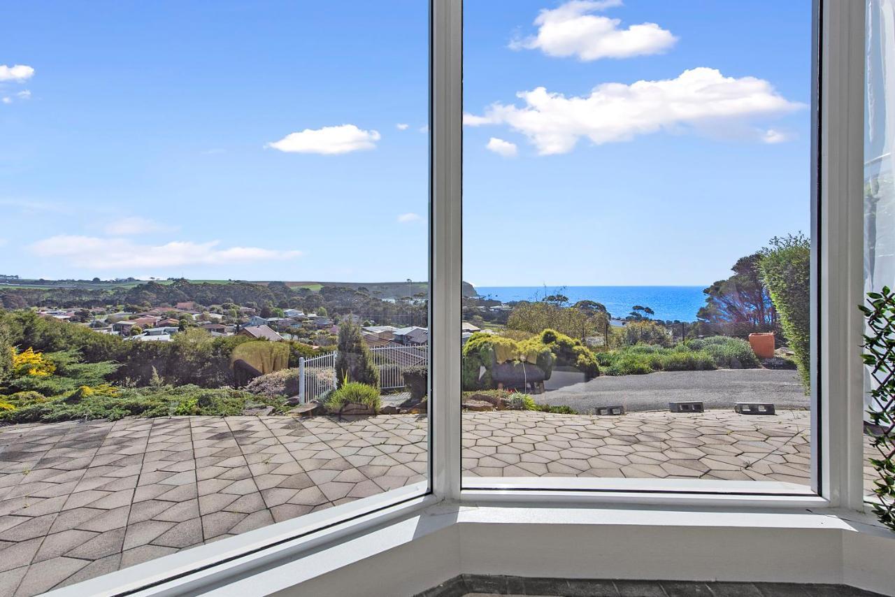 Views Forever - Devonport Apartment Exterior photo